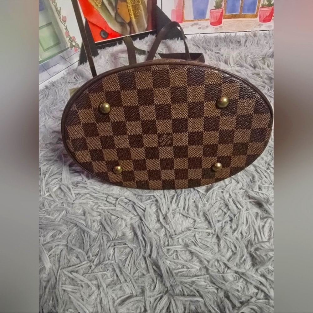 Louis Vuitton Damier Ebene Marais Bucket Bag (EUC) - Picture 3 of 15
